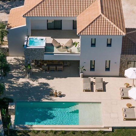 אמודי Queen Of Zakynthos Luxury Villas מראה חיצוני תמונה